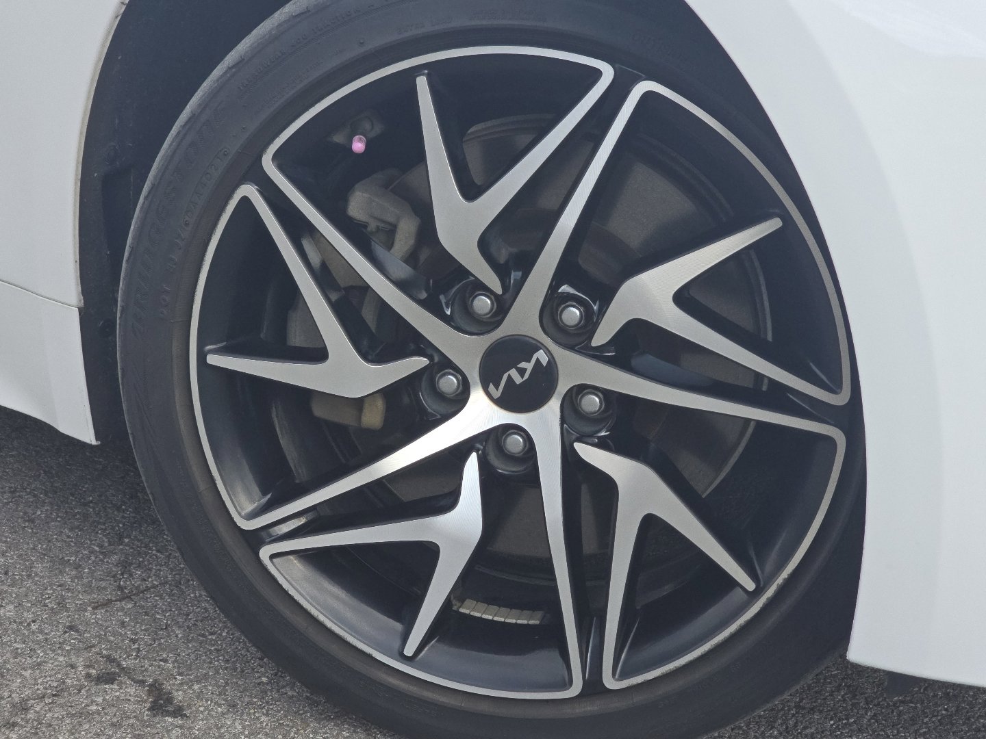 Used 2023 Kia Stinger GT-Line w/ Sun & Sound Package image 10