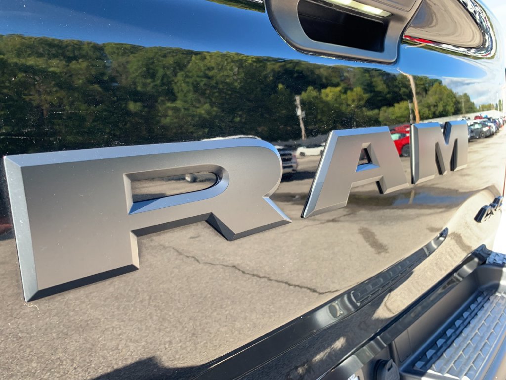 Used 2022 RAM 1500 Rebel AWD/4WD image 36