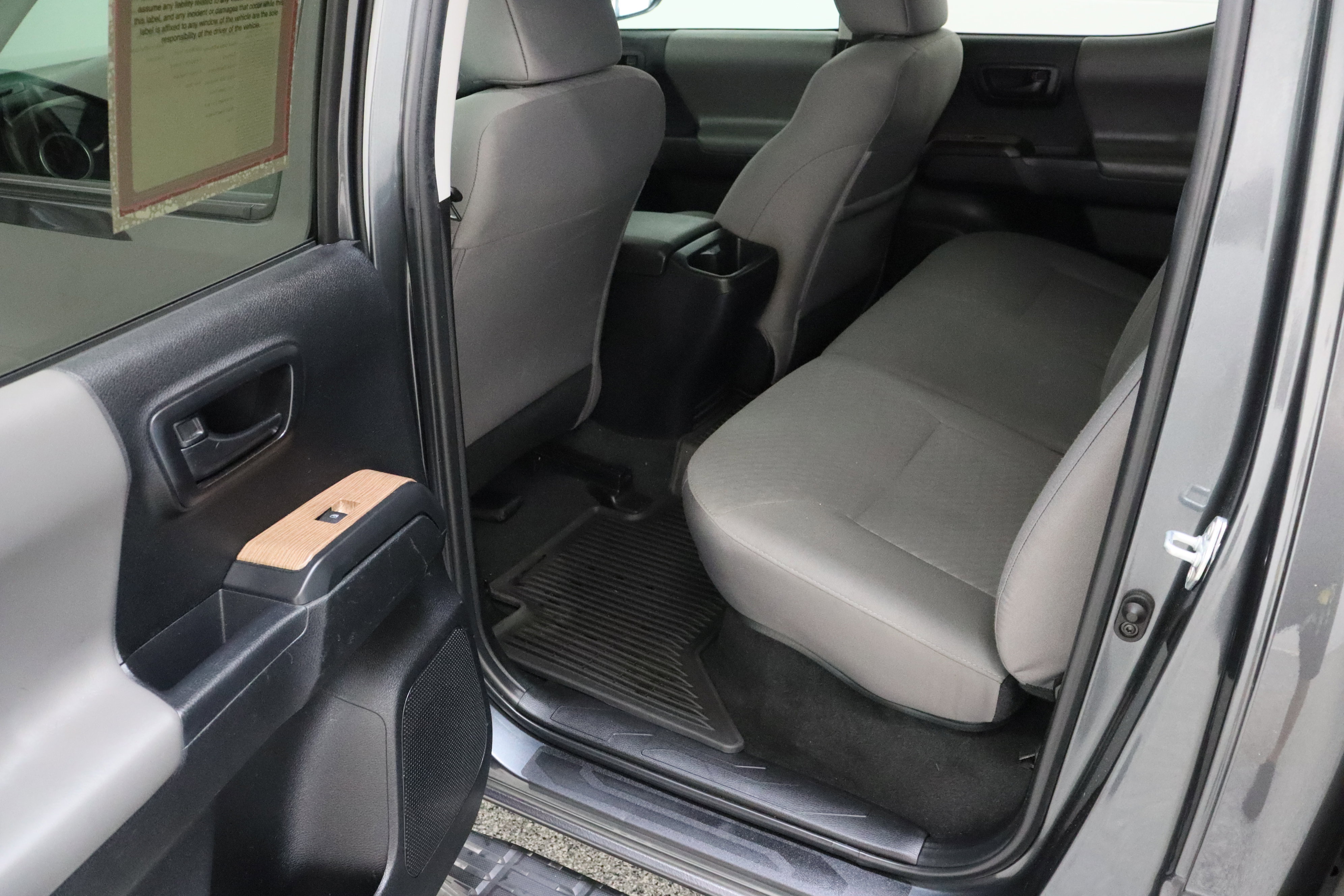 Certified 2023 Toyota Tacoma SR AWD/4WD image 25
