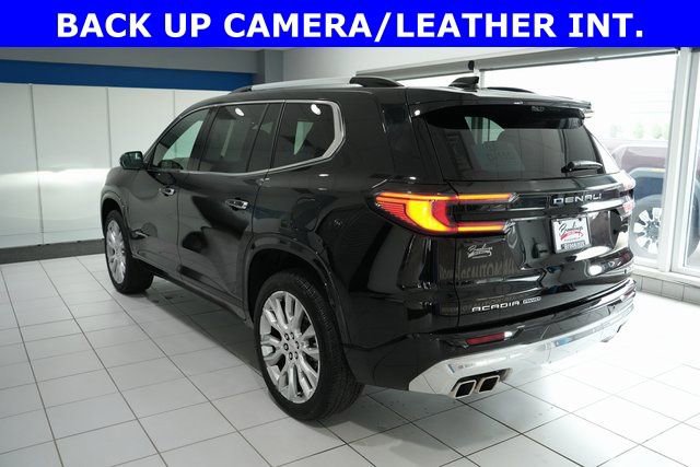 Used 2024 GMC Acadia Denali image 3