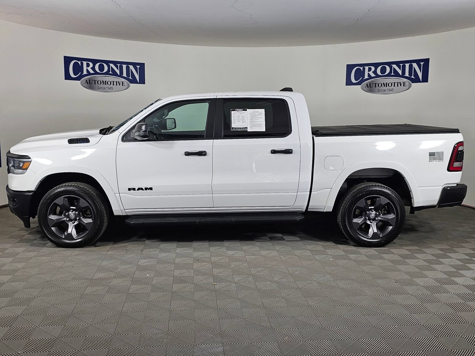 Used 2023 RAM 1500 Big Horn AWD/4WD image 30