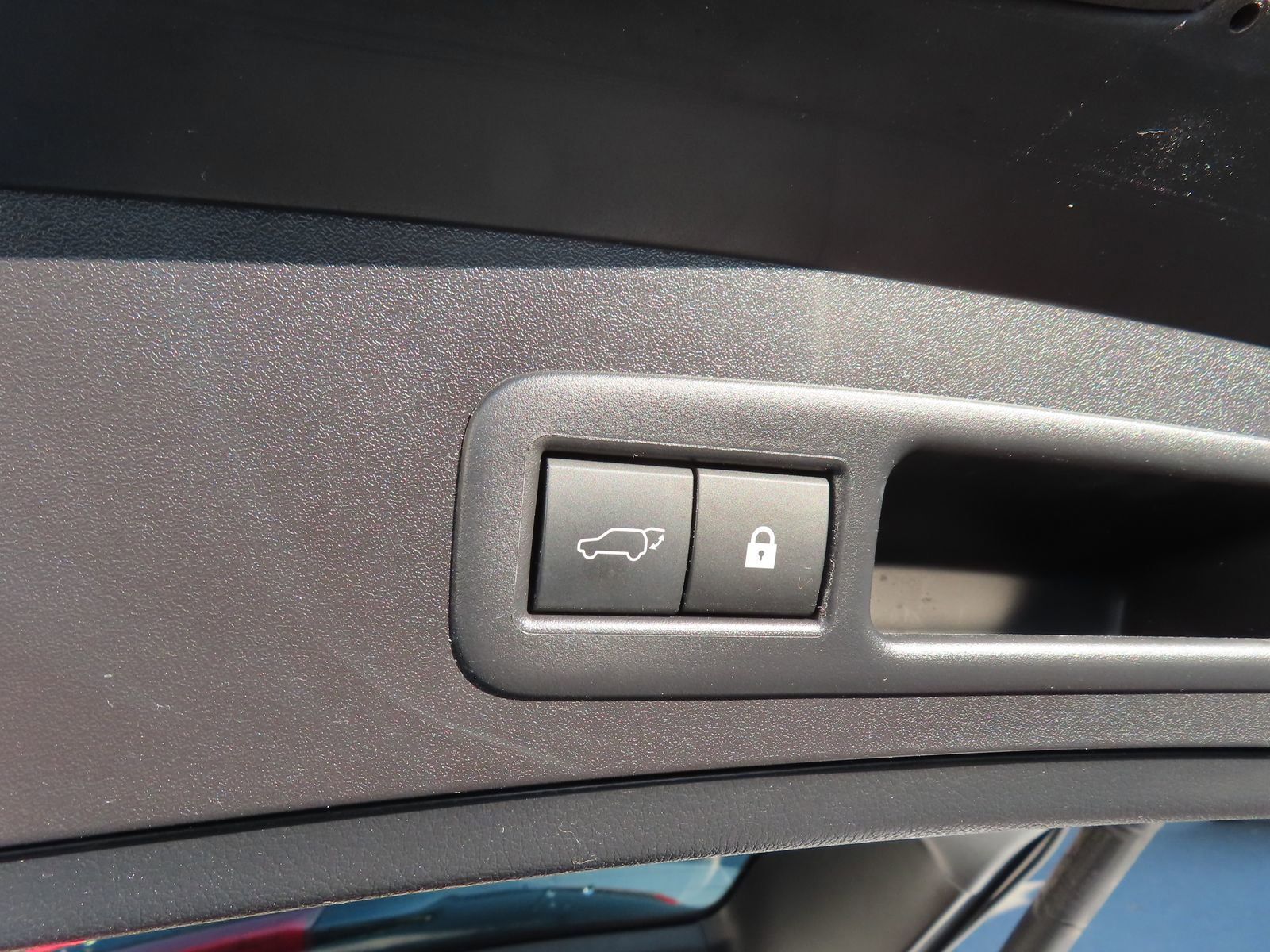 Used 2021 Lexus UX 250h F Sport w/ F Sport Premium Package AWD/4WD image 39