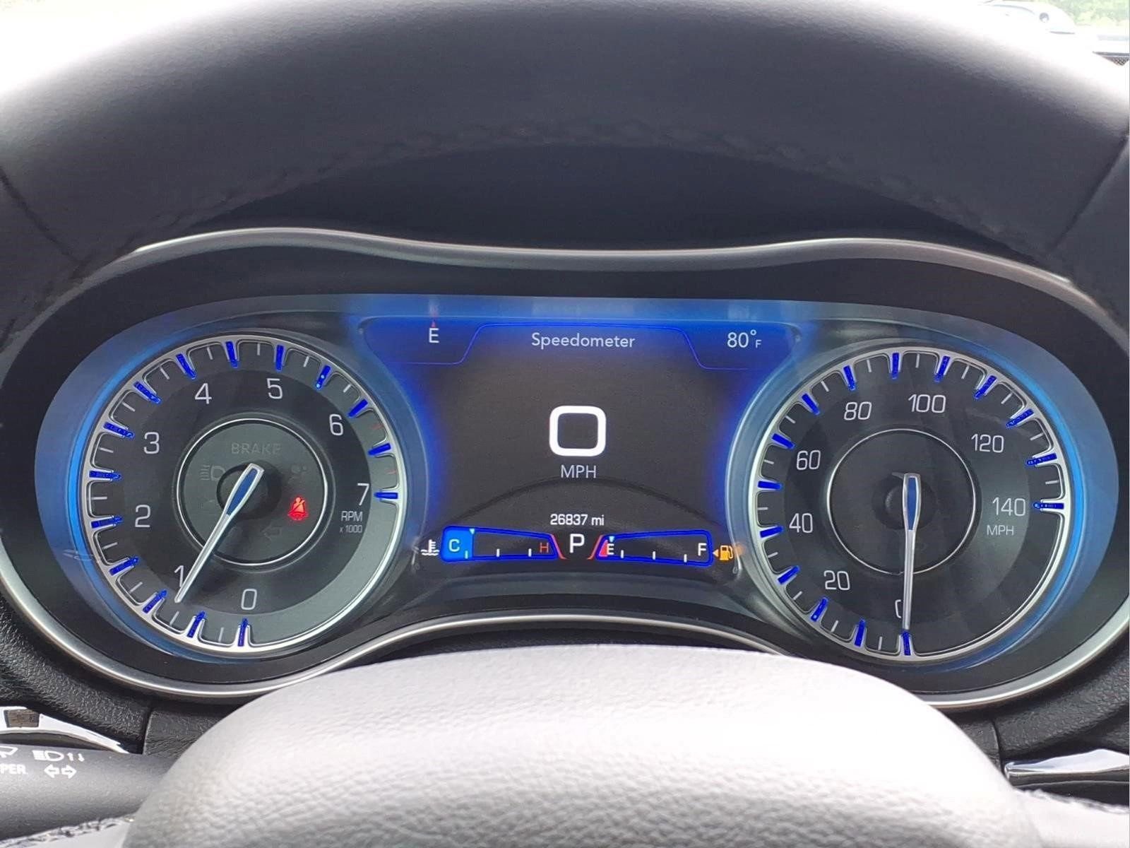 Used 2023 Chrysler 300 Touring RWD image 12