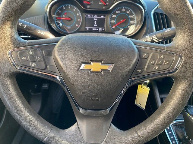 Used 2018 Chevrolet Cruze LT image 10