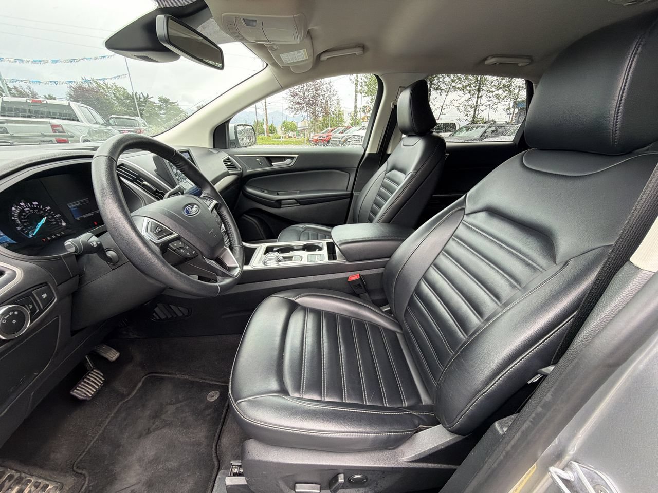 Used 2024 Ford Edge SEL AWD/4WD image 13
