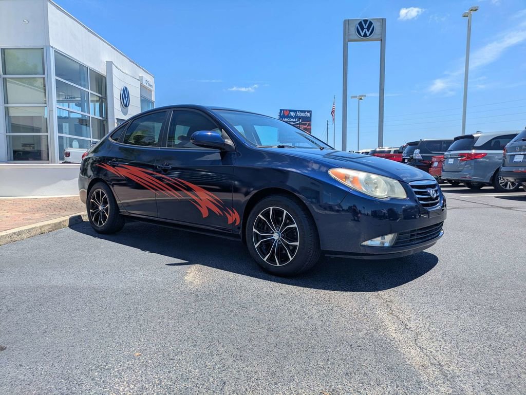 Used 2010 Hyundai Elantra GLS FWD image 3