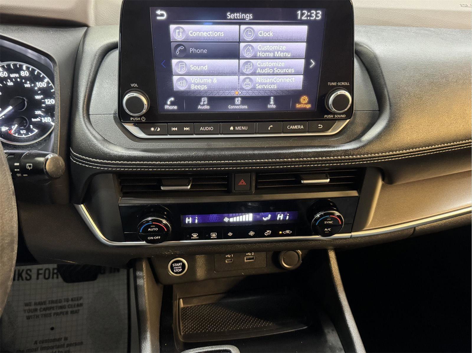 Used 2023 Nissan Rogue SV image 22