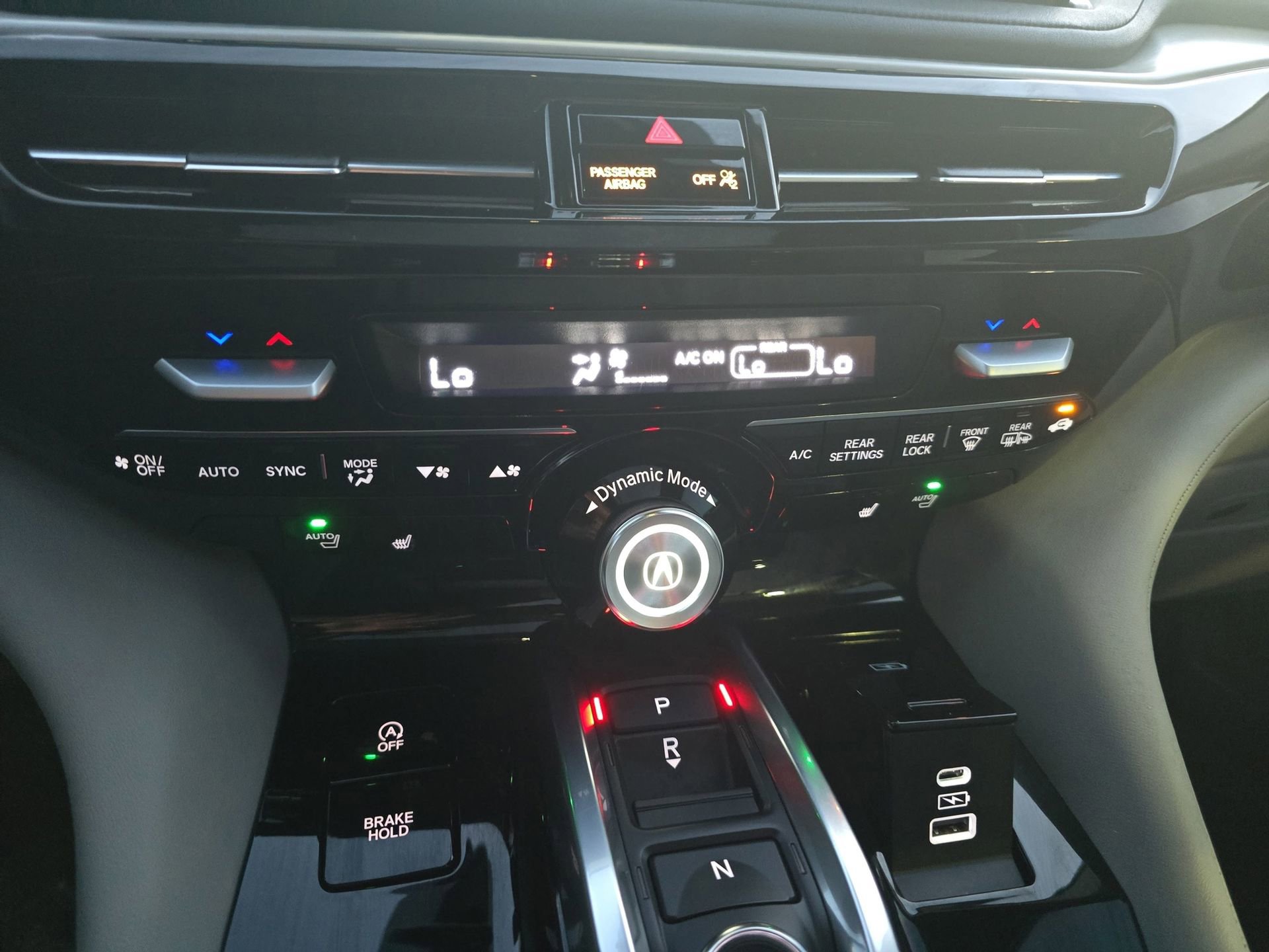 Used 2026 Acura MDX SH-AWD w/ Technology Package image 24