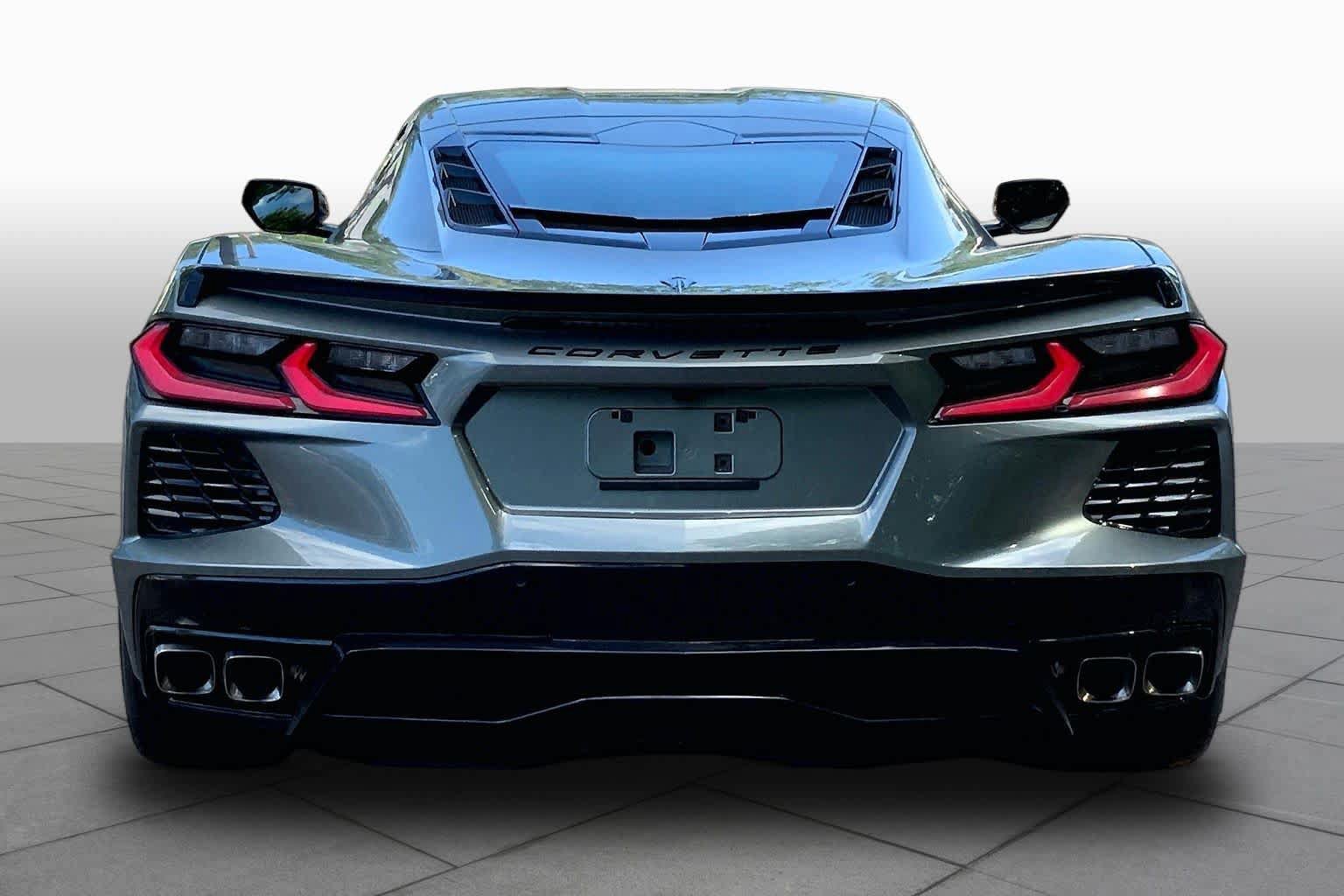 Used 2022 Chevrolet Corvette Stingray Coupe w/ 1LT RWD image 5
