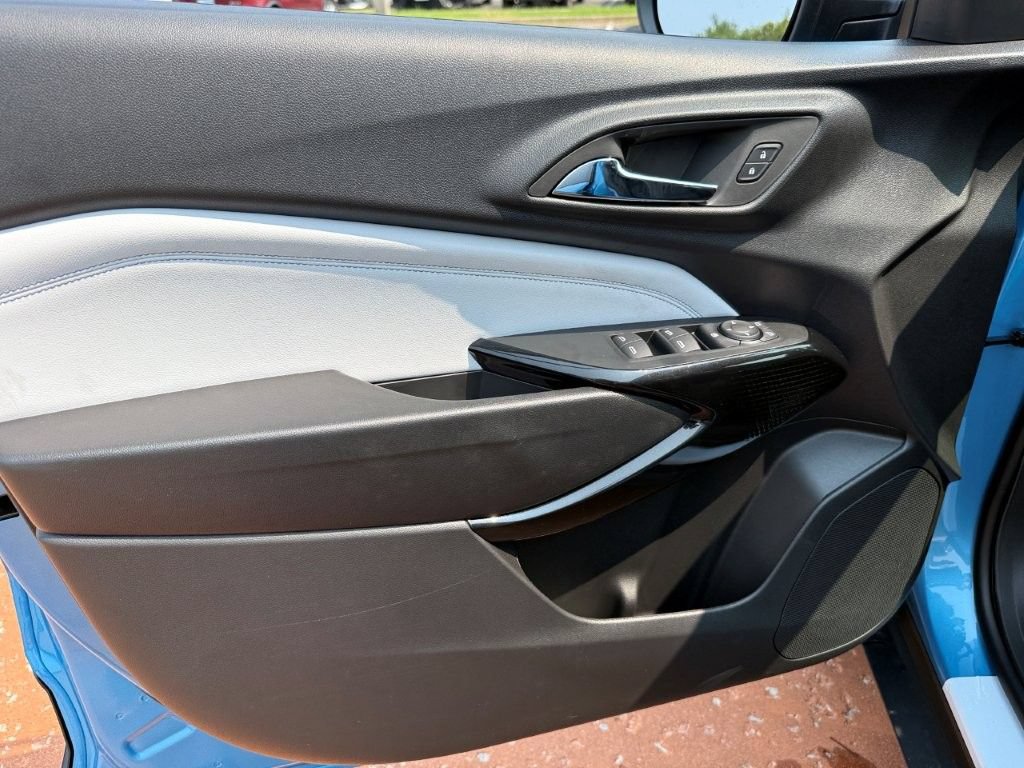 New 2026 Chevrolet Trax LT w/ Driver Confidence Package FWD image 9