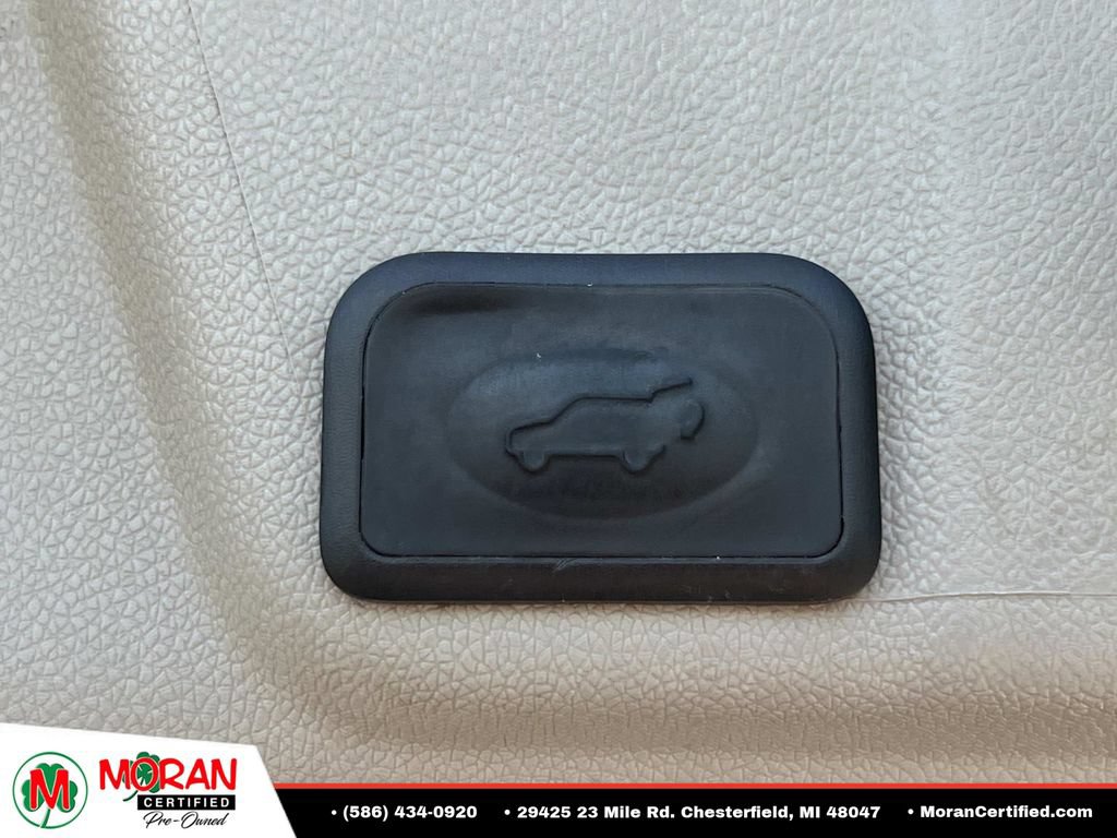 Used 2017 Buick Enclave Convenience FWD image 12