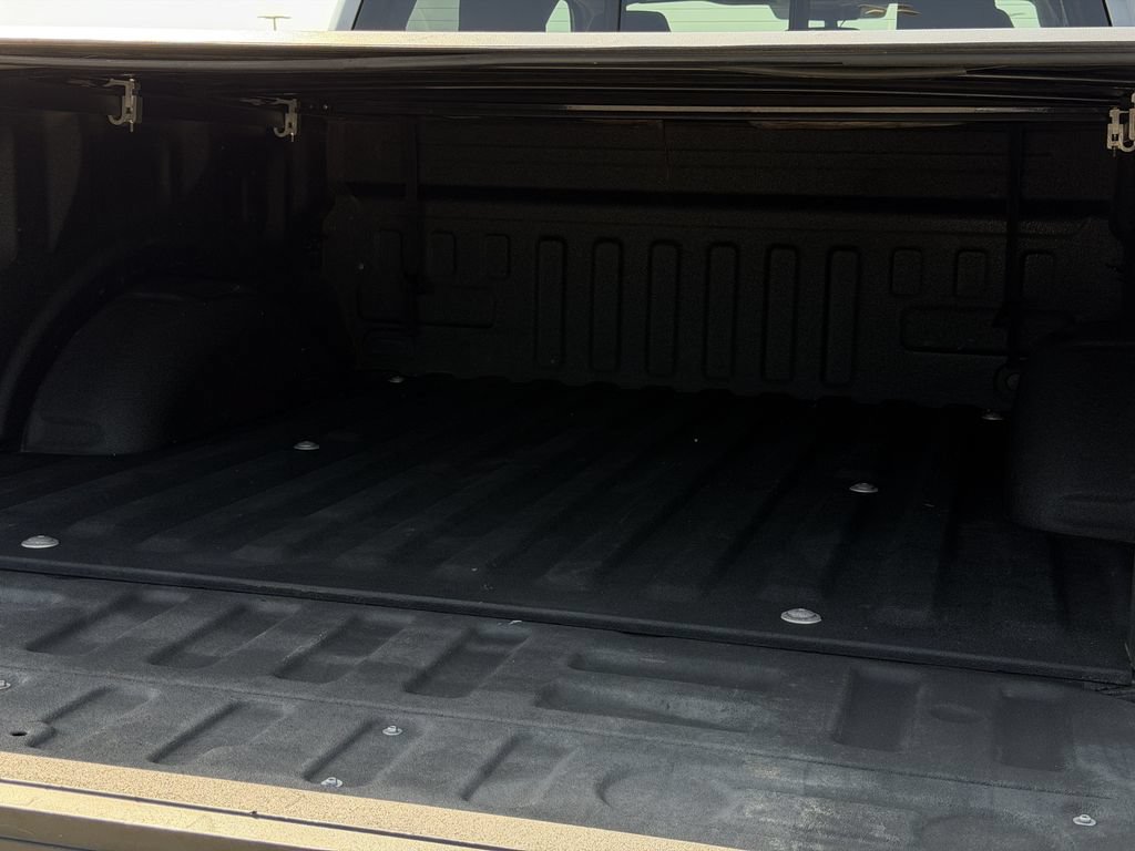 Used 2019 Ford F150 XLT w/ Equipment Group 302A Luxury AWD/4WD image 28