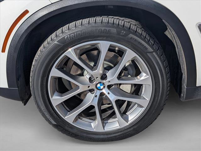 Used 2020 BMW X5 xDrive40i w/ Convenience Package image 9