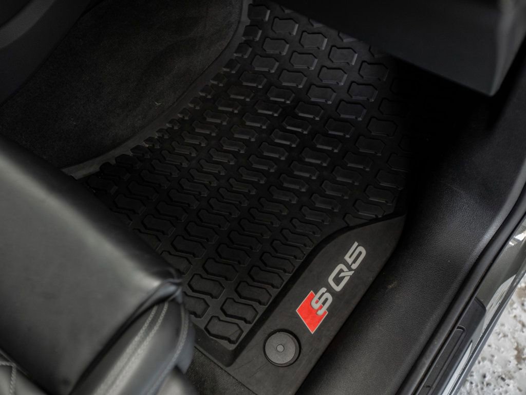 Used 2024 Audi SQ5 Prestige AWD/4WD image 35
