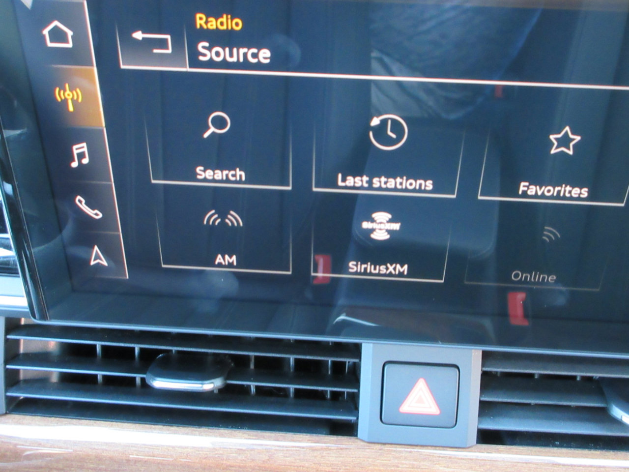 Used 2024 Audi A4 2.0T Premium image 56