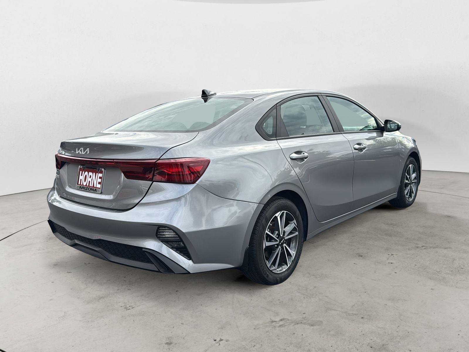 Used 2023 Kia Forte LXS w/ LXS Technology Package image 5