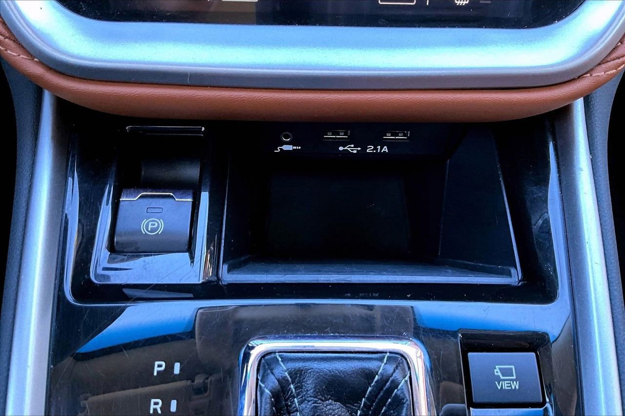 Used 2020 Subaru Legacy Touring XT w/ Popular Package #3 image 18