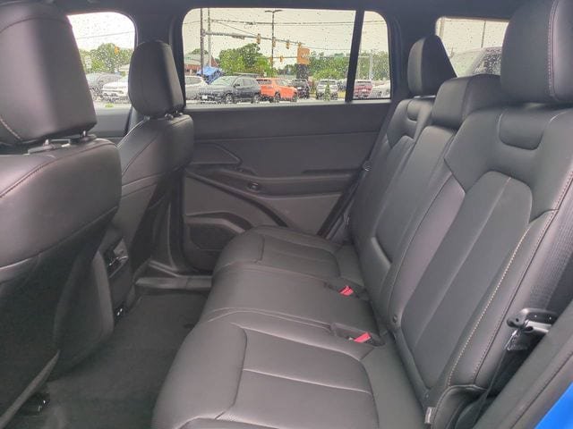 New 2026 Jeep Cherokee Limited AWD/4WD image 14