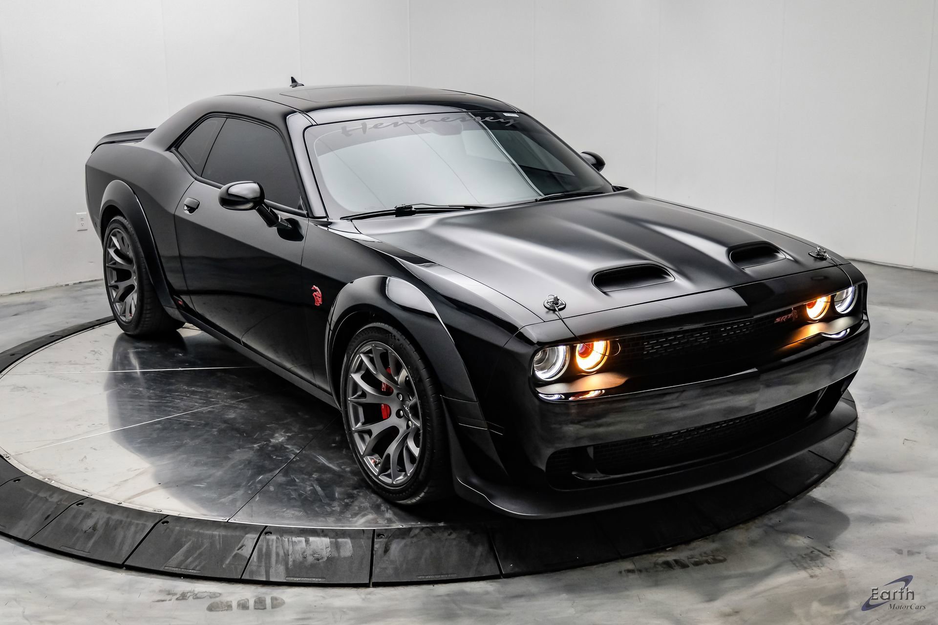 Used 2022 Dodge Challenger SRT Hellcat RWD image 31