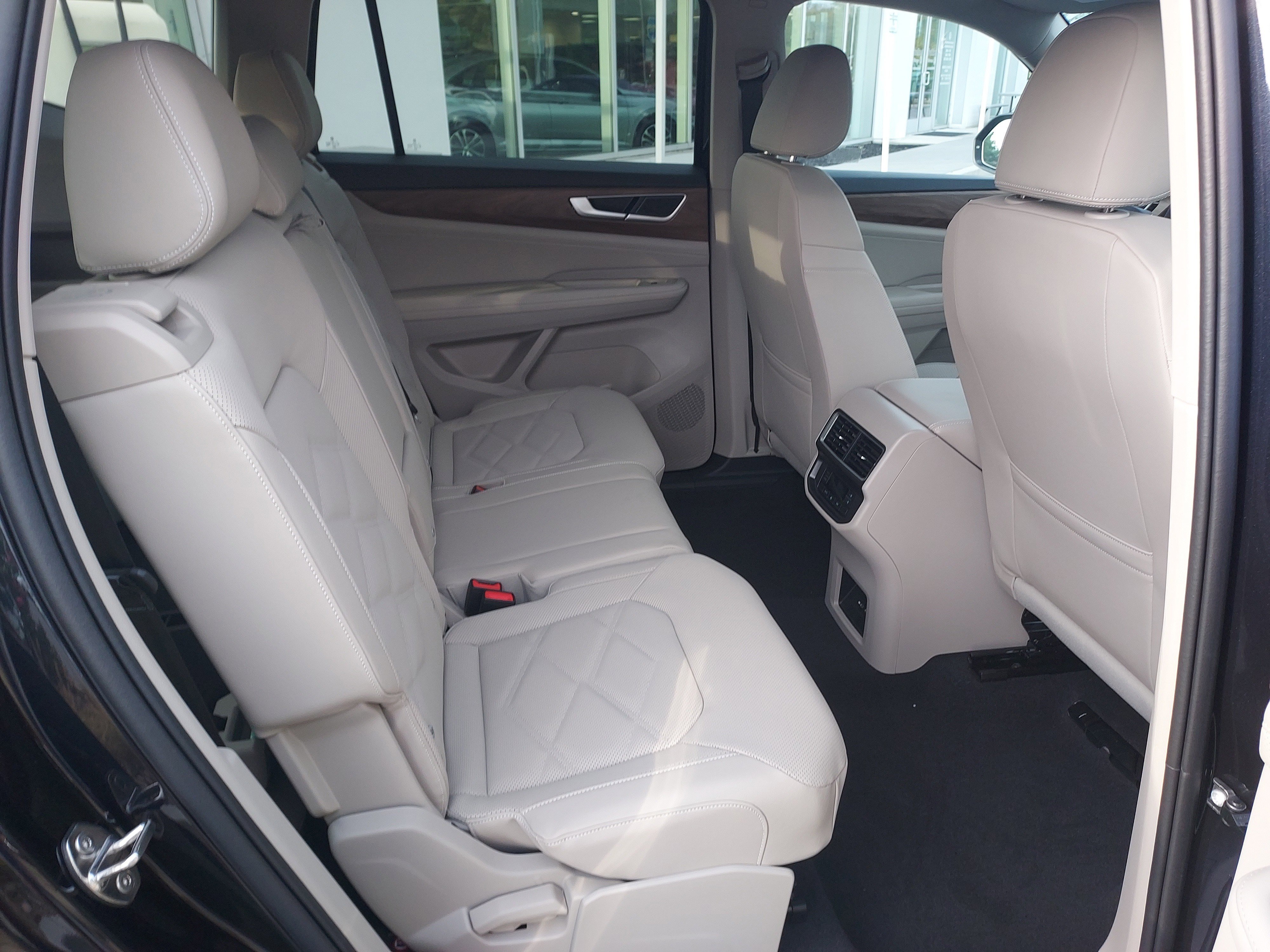 New 2026 Volkswagen Atlas SE image 21