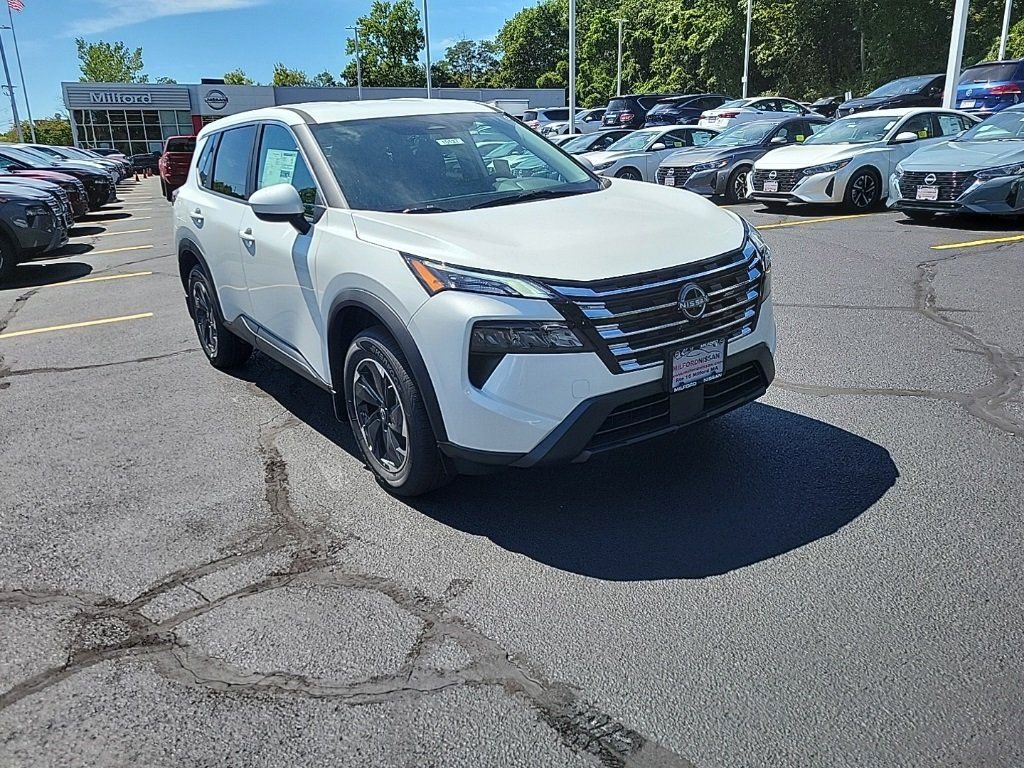 New 2026 Nissan Rogue SV image 8