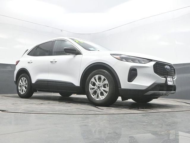Used 2023 Ford Escape Active w/ Tech Pack #1 FWD image 31