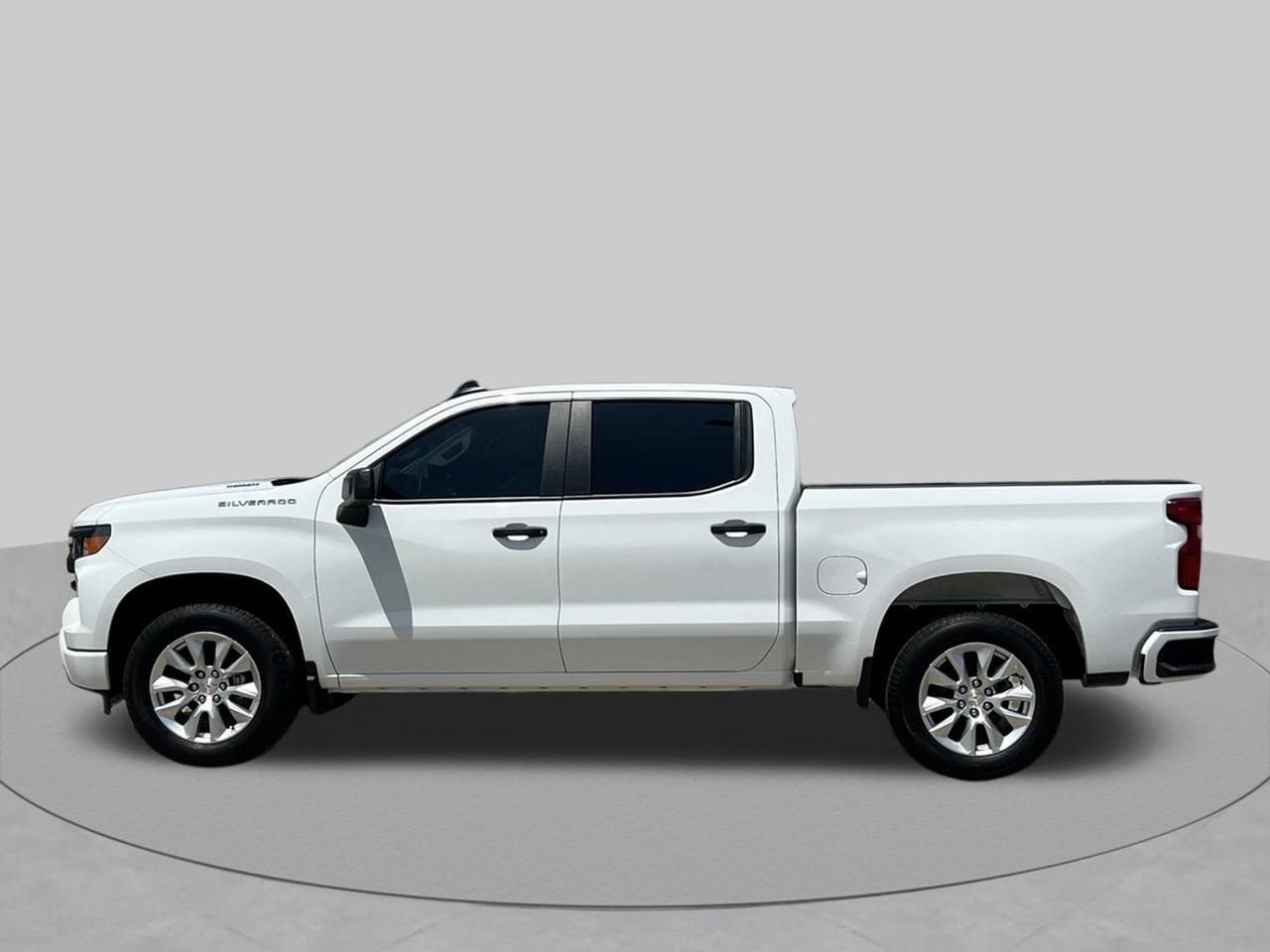 New 2026 Chevrolet Silverado 1500 Custom RWD image 3