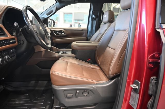 Used 2021 Chevrolet Tahoe High Country w/ Premium Package AWD/4WD image 10