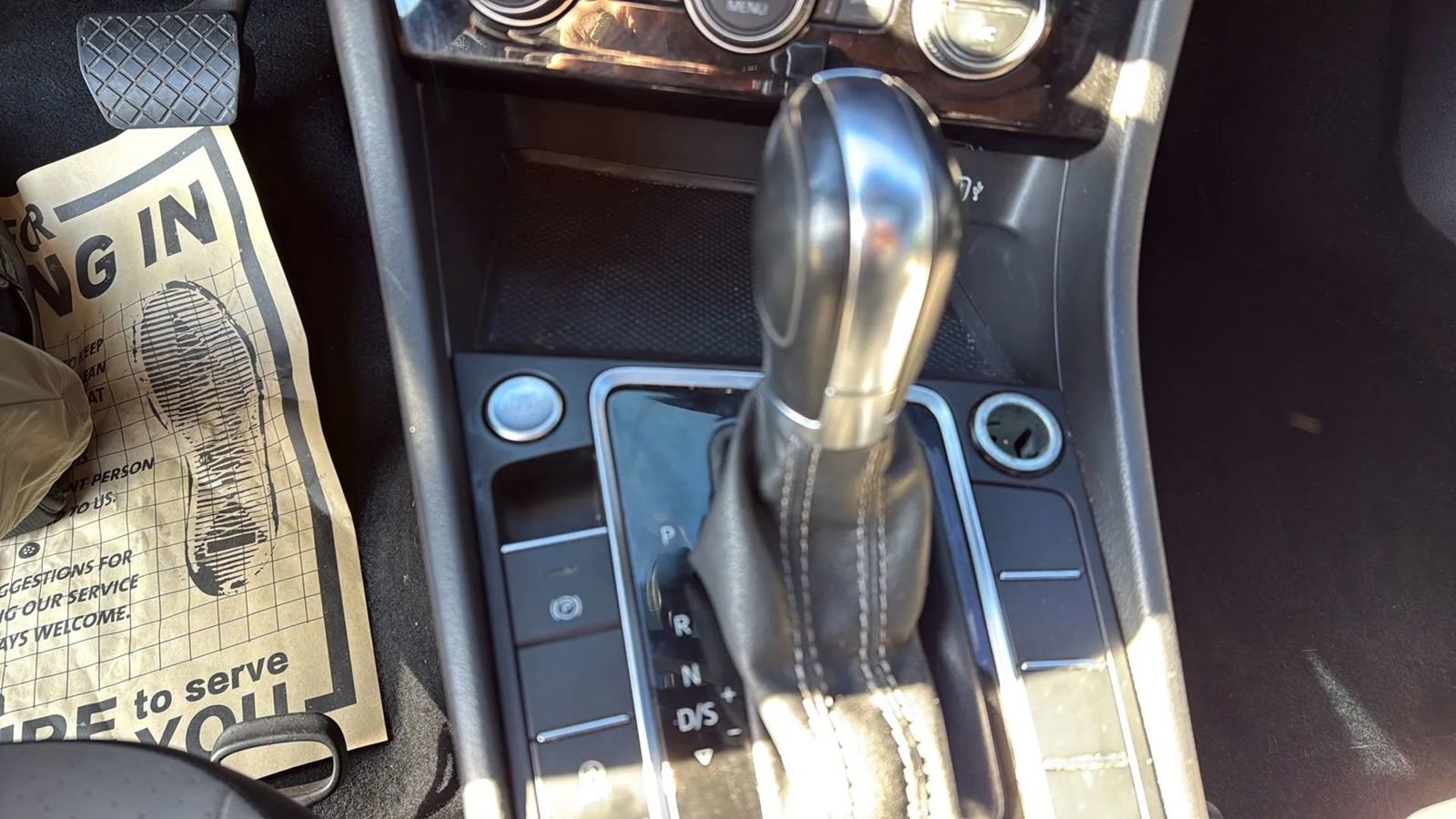 Used 2019 Volkswagen Jetta R-Line w/ R-Line Cold Weather Package image 21