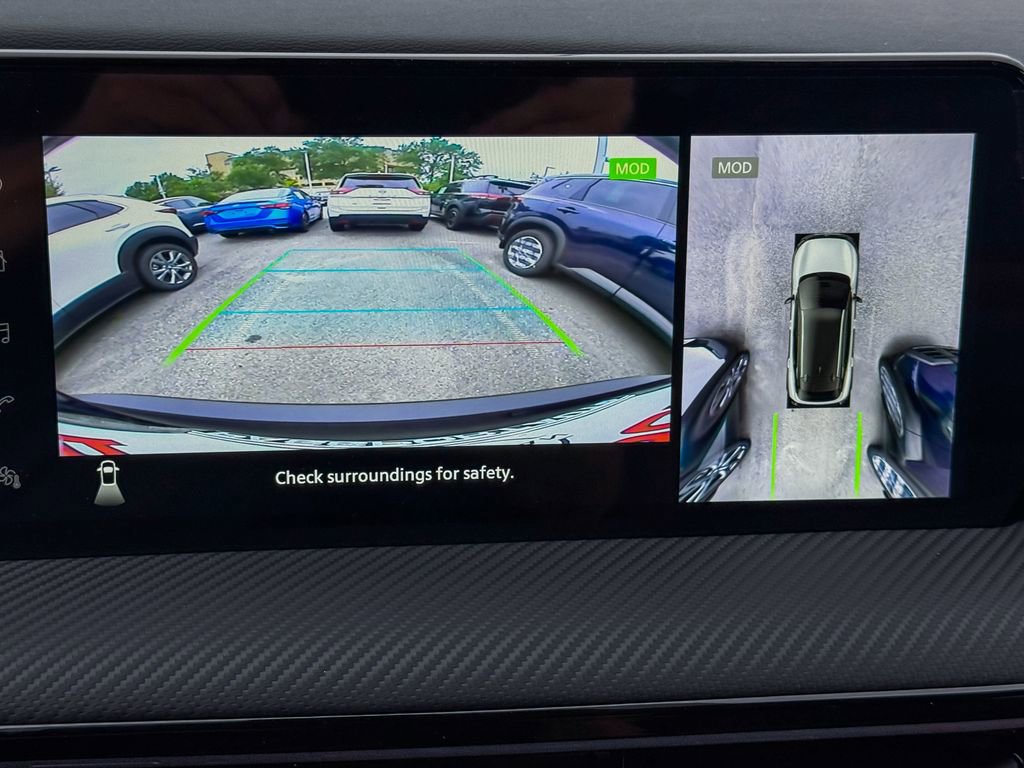 Certified 2025 Nissan Kicks SR w/ SR Premium Package AWD/4WD image 14