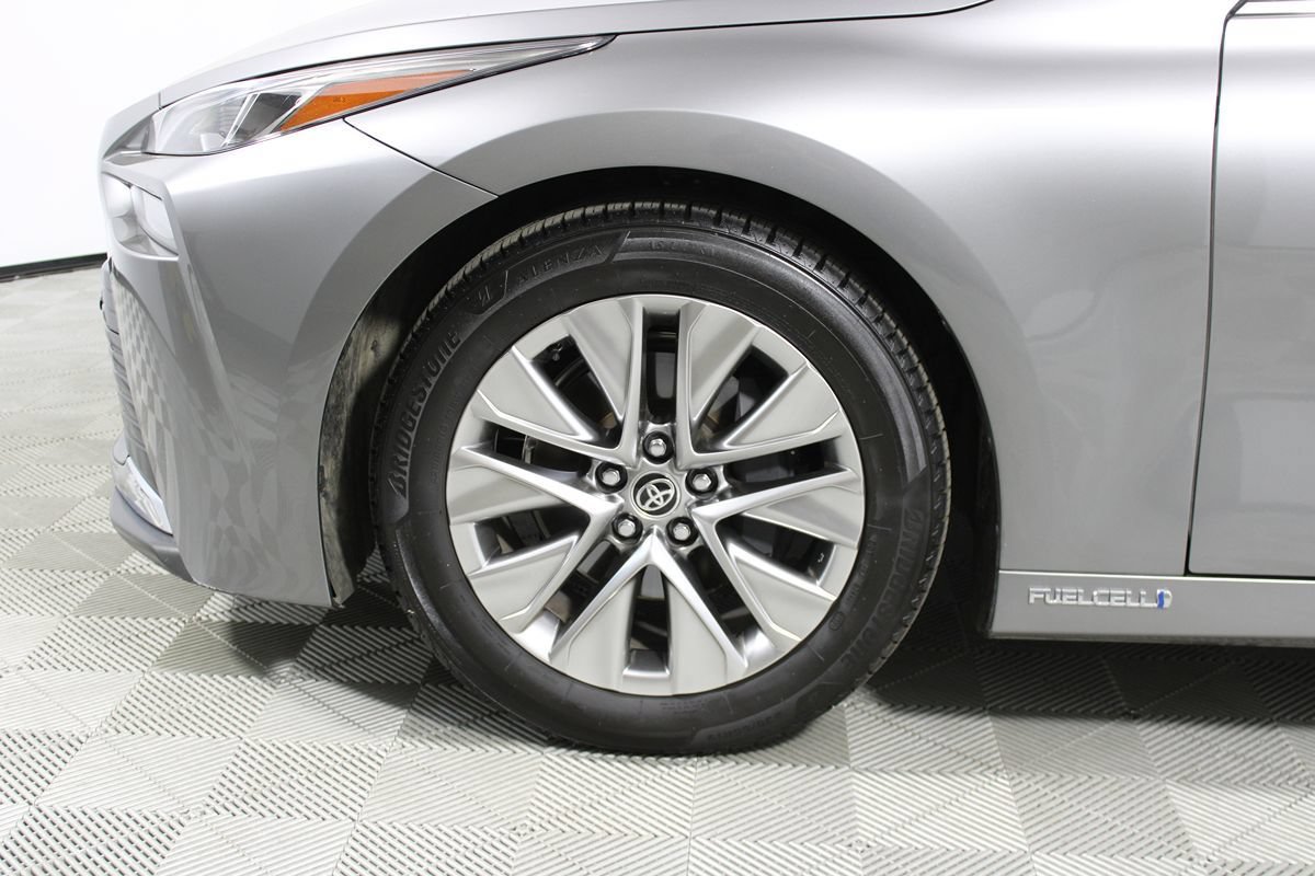 Used 2021 Toyota Mirai w/ Advanced Technology Package RWD image 41