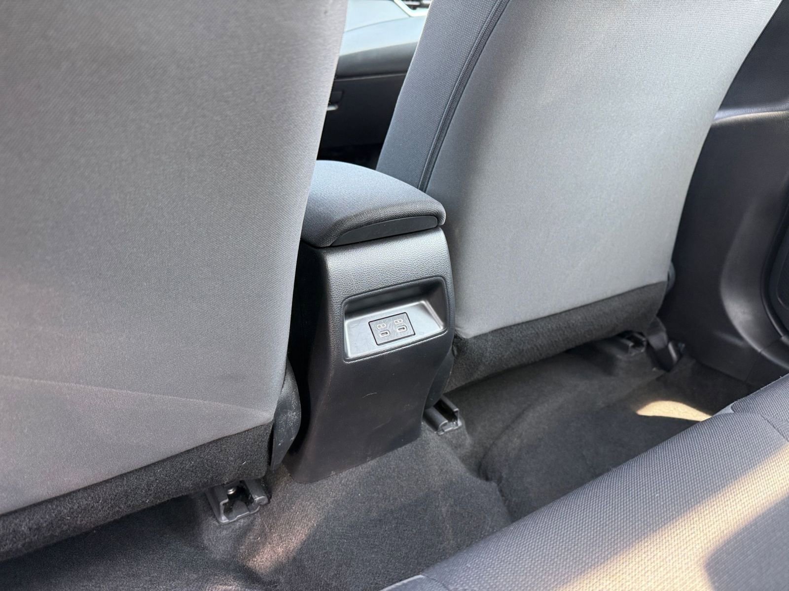 Used 2025 Toyota Corolla LE image 23