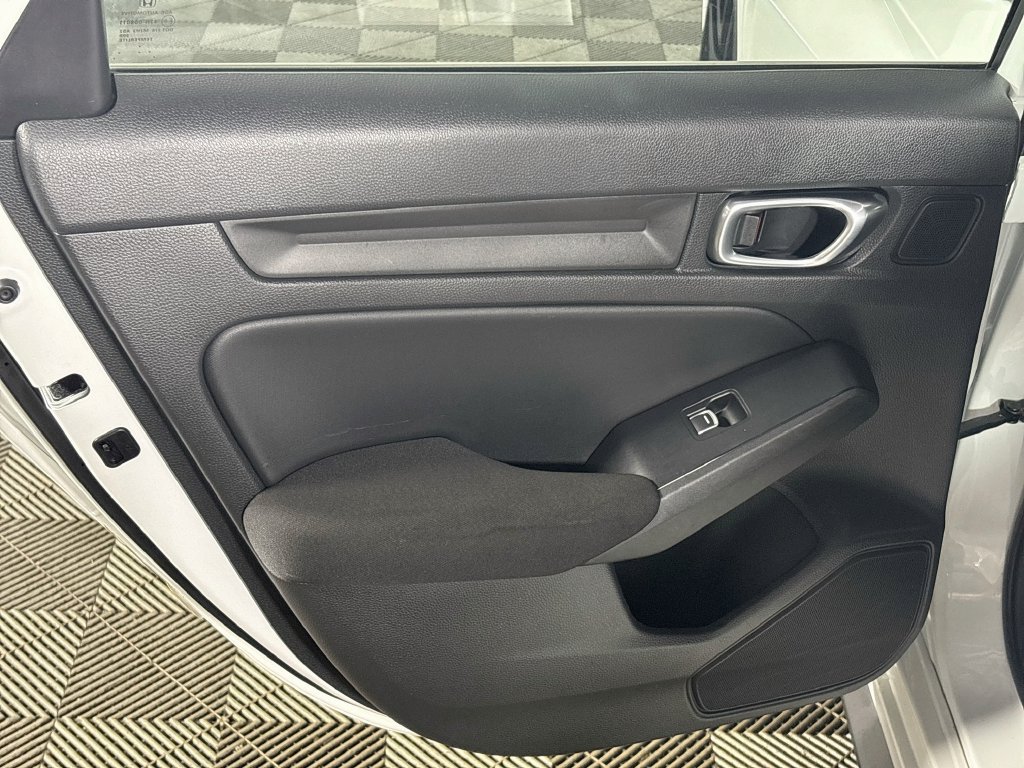 Used 2023 Honda Civic Sport image 18