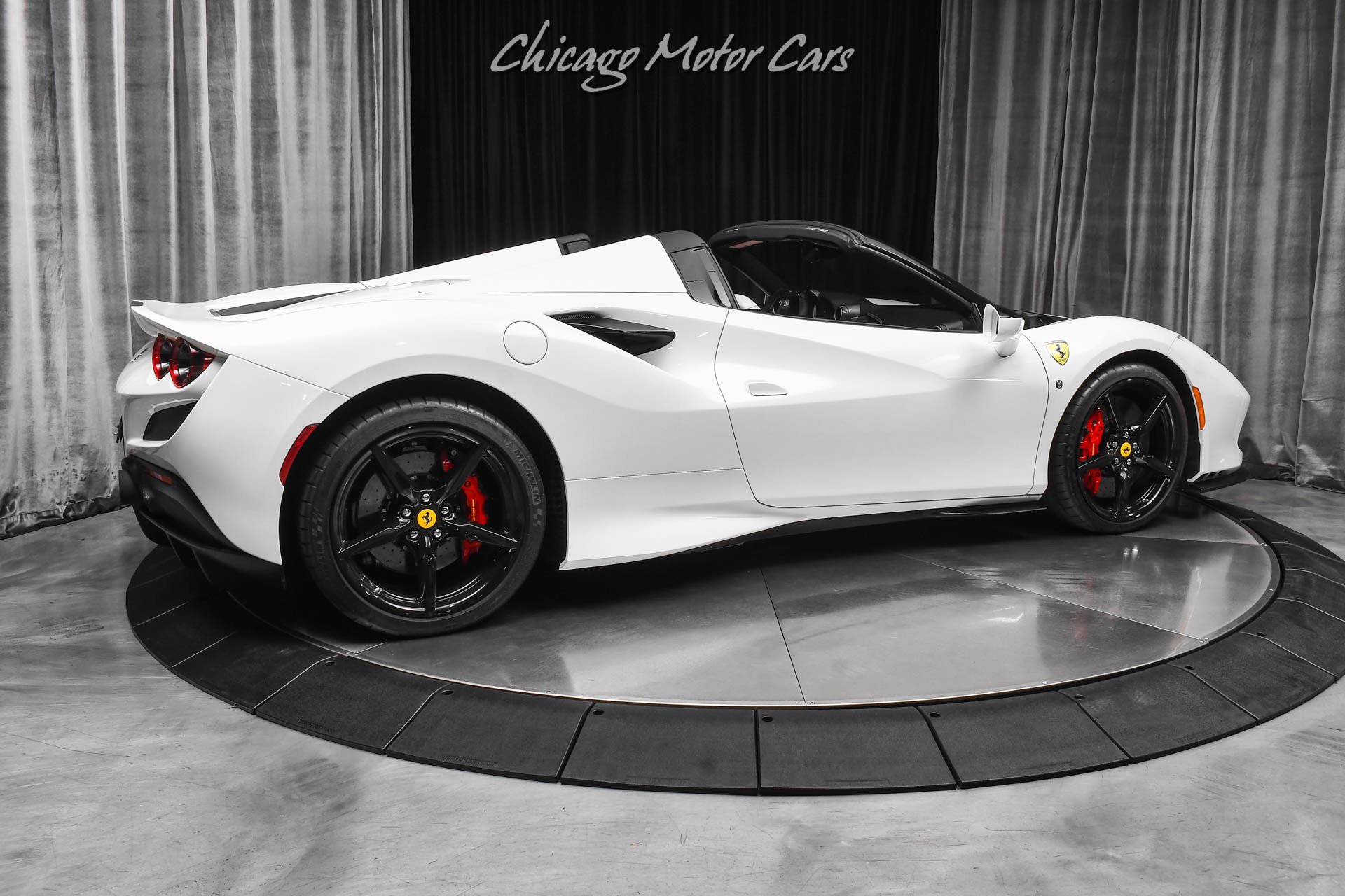 Used 2023 Ferrari F8 Tributo RWD image 5