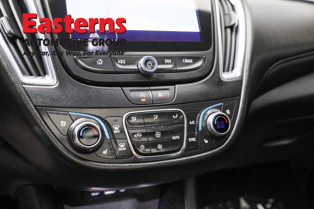 Used 2024 Chevrolet Malibu LT image 19