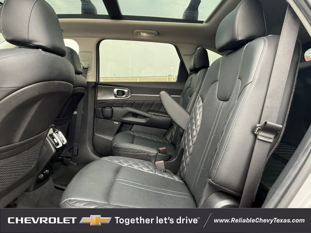 Used 2022 Kia Sorento SX FWD image 33