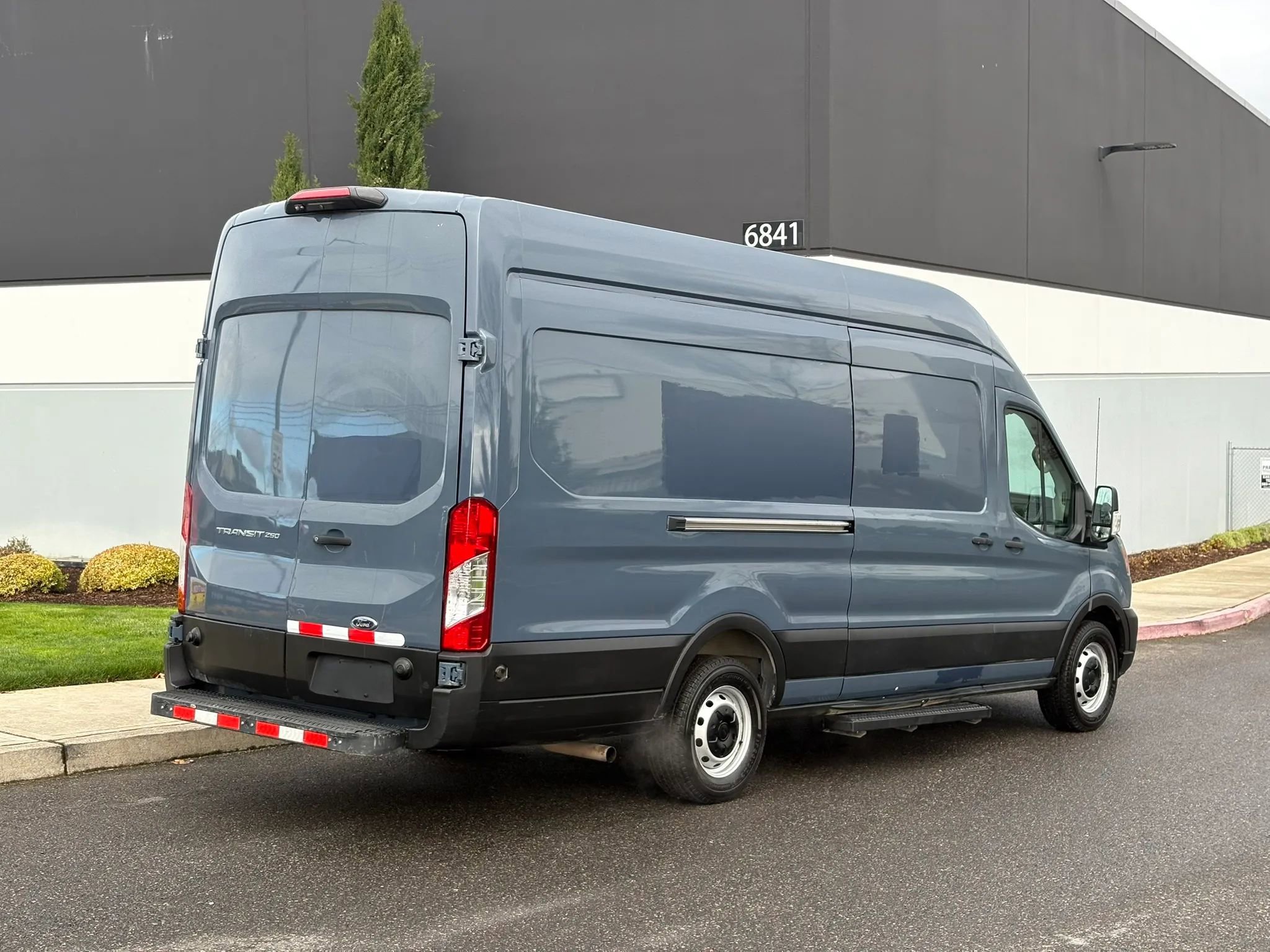 Used 2020 Ford Transit 250 148 High Roof Extended image 6