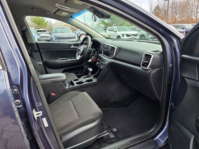 Used 2020 Kia Sportage LX AWD/4WD image 11