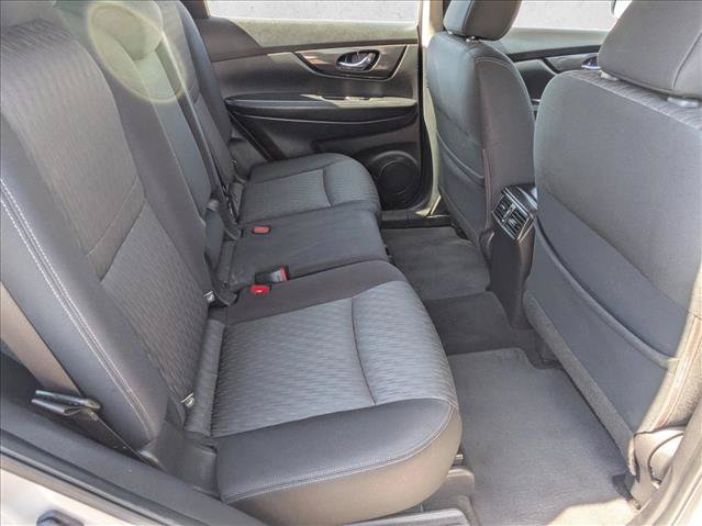 Used 2018 Nissan Rogue S AWD/4WD image 18