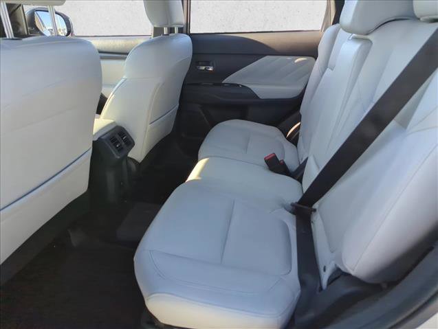 Used 2022 Mitsubishi Outlander SEL image 22