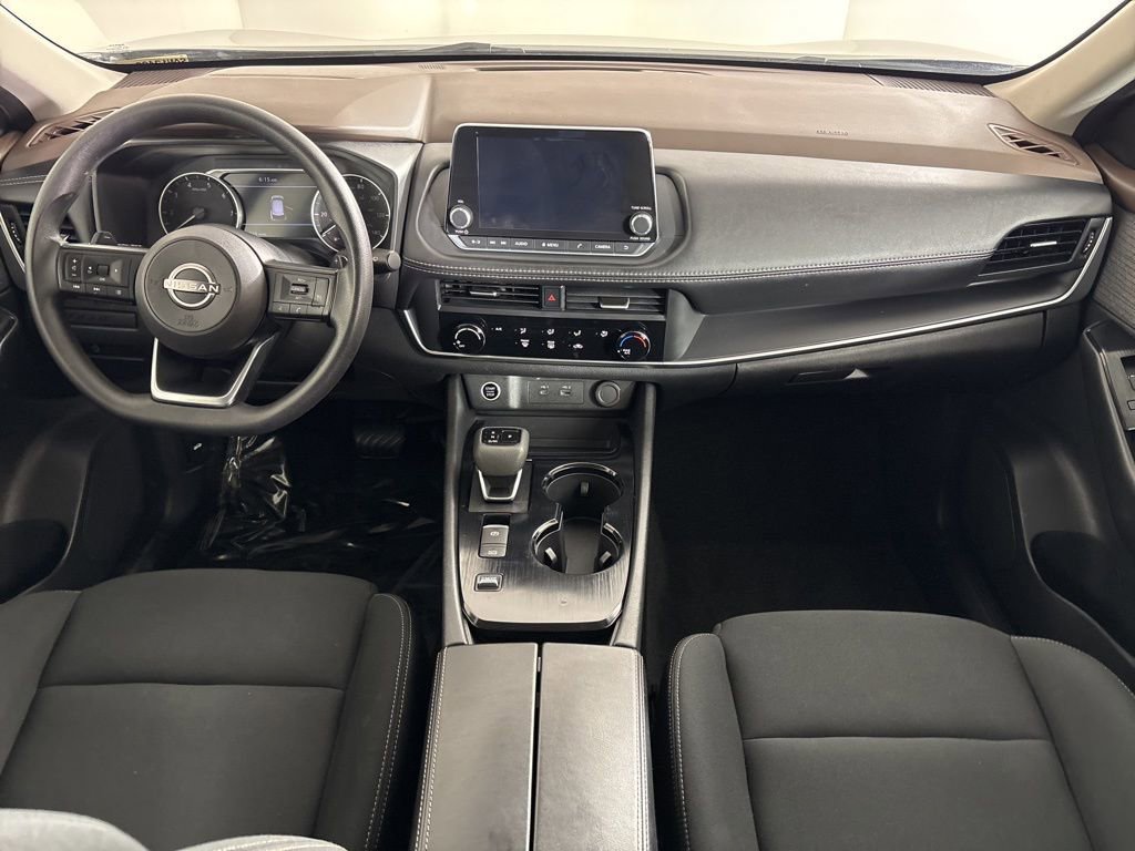 Used 2023 Nissan Rogue S image 12