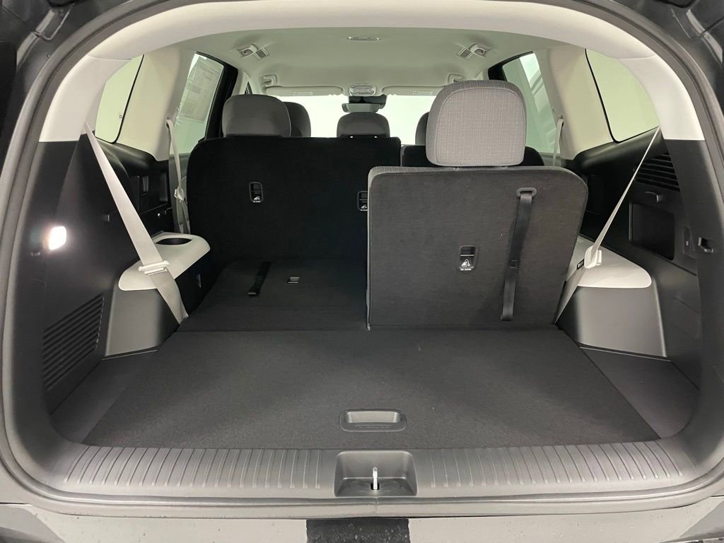 New 2026 Hyundai Ioniq 9 SE image 24