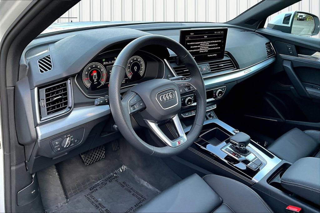 Certified 2025 Audi Q5 2.0T Premium Plus AWD/4WD image 17