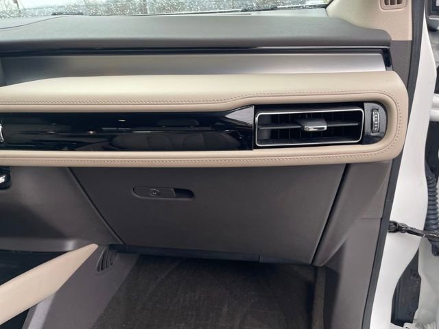 Used 2023 Lincoln Nautilus Standard w/ Premium Package image 38