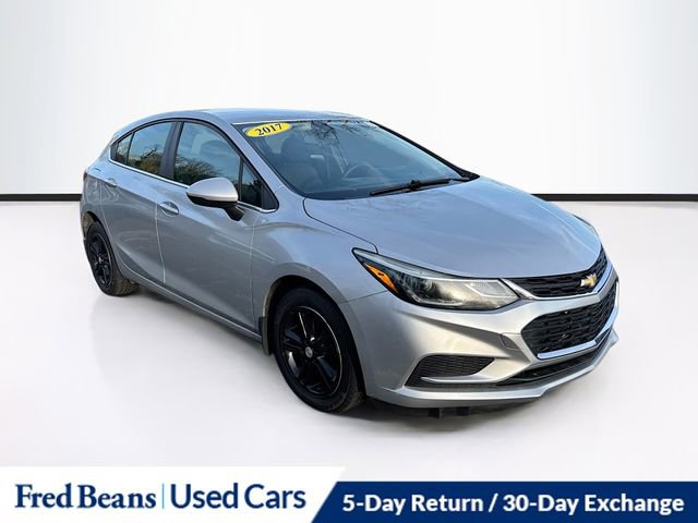 Used 2017 Chevrolet Cruze LT