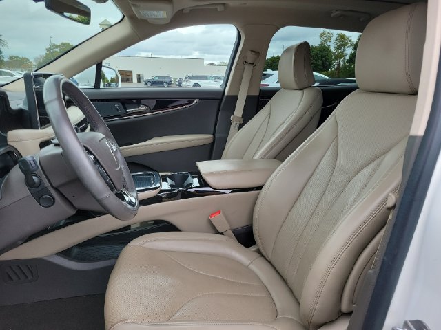 Certified 2022 Lincoln Nautilus Reserve AWD/4WD image 5