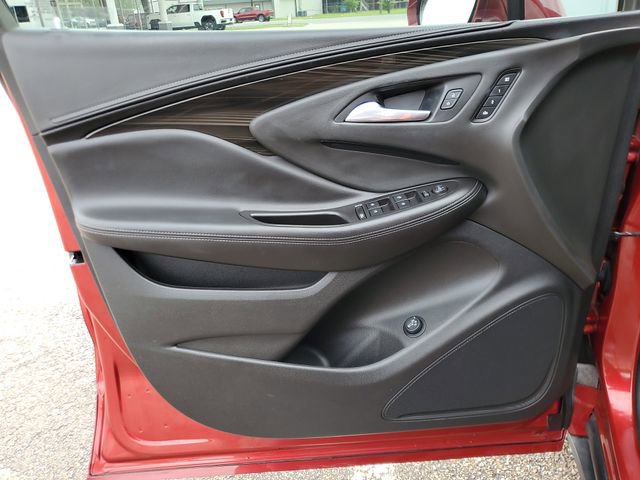 Used 2019 Buick Envision Essence FWD image 16