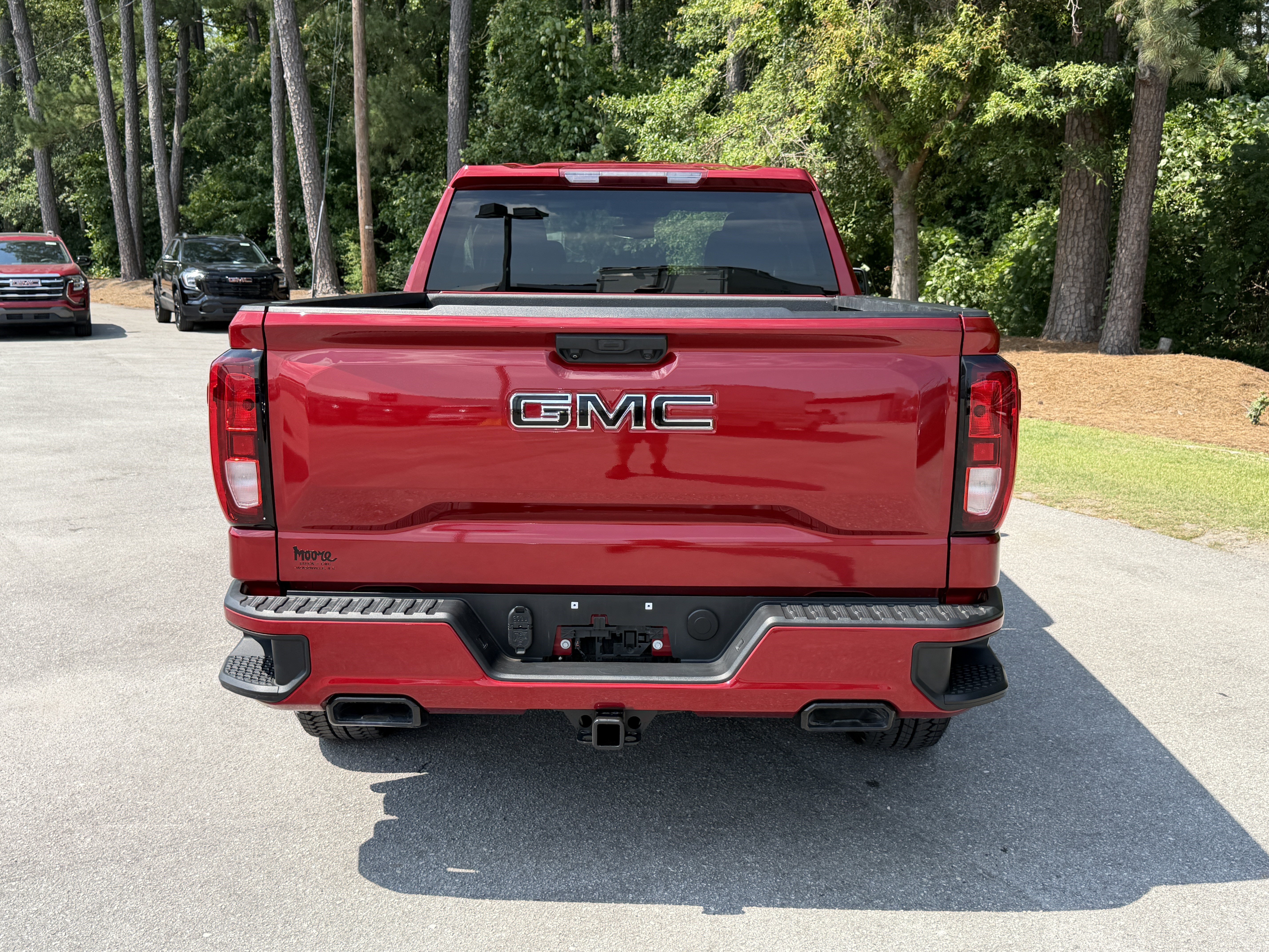 Used 2023 GMC Sierra 1500 Elevation w/ LPO, Elevation Black Package AWD/4WD image 9
