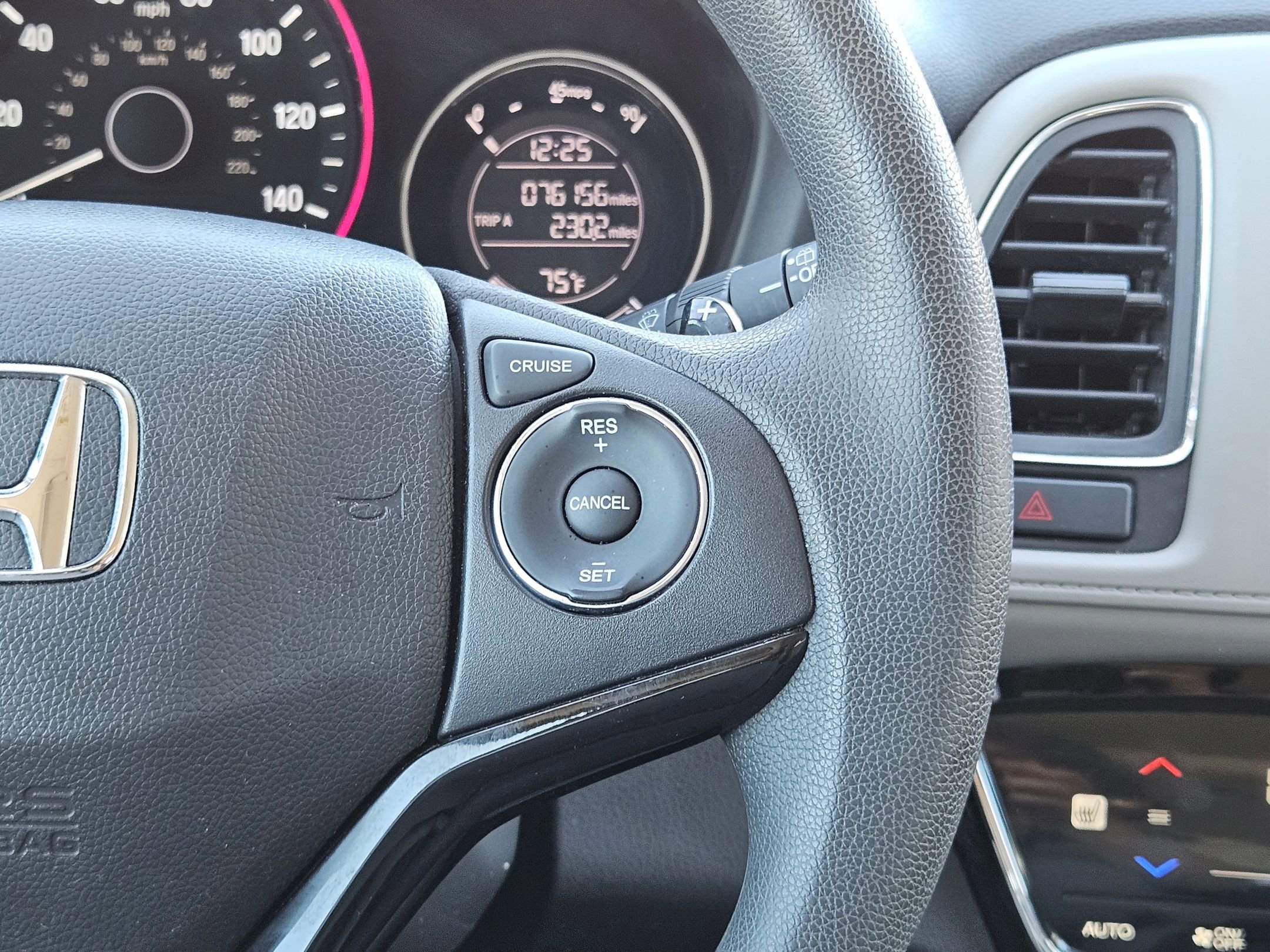 Used 2016 Honda HR-V EX image 23