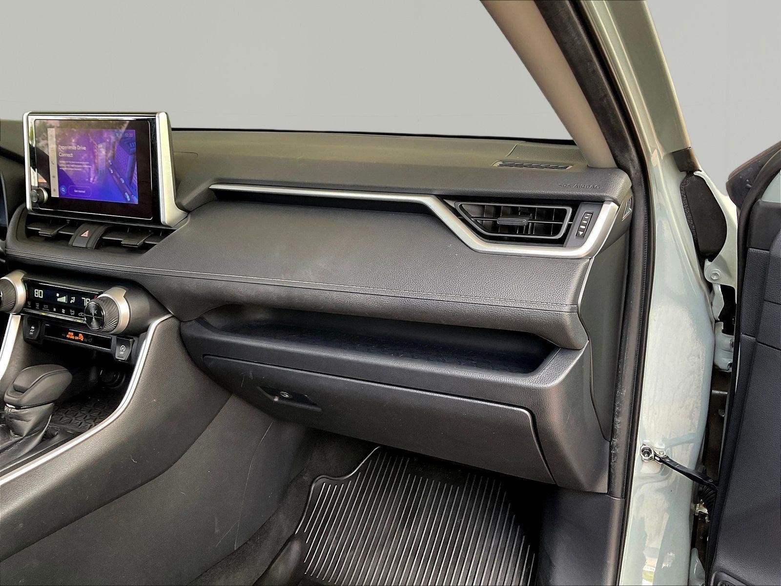 Used 2023 Toyota RAV4 XLE FWD image 26
